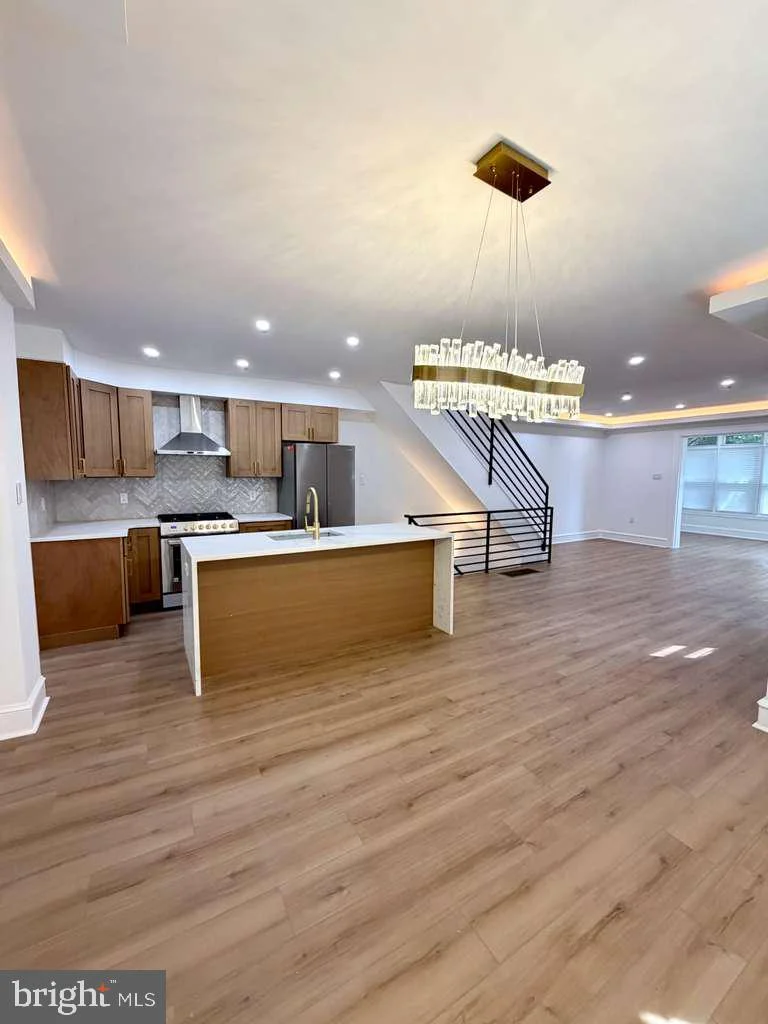 4216 Decatur Street