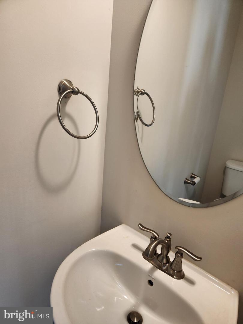 Photo 22 of 39 of 2134 Elm Tree Ct townhome