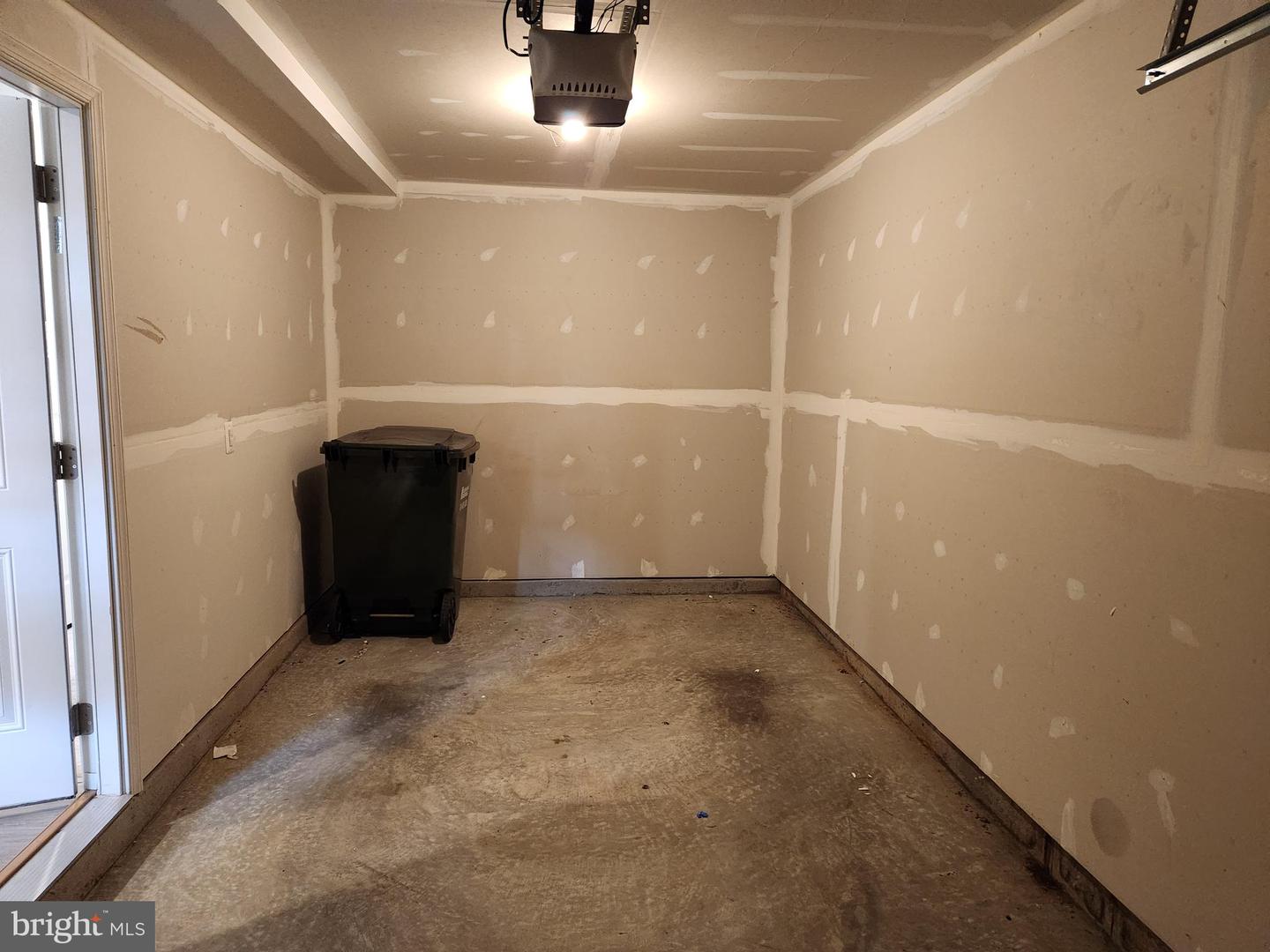 Photo 35 of 39 of 2134 Elm Tree Ct townhome