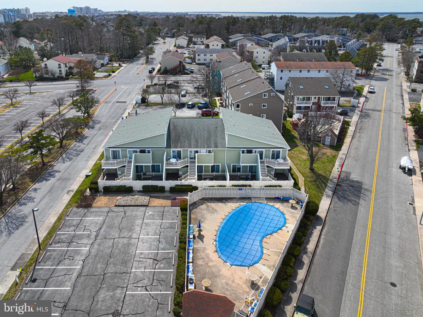 14409 Lighthouse Avenue Unit 8