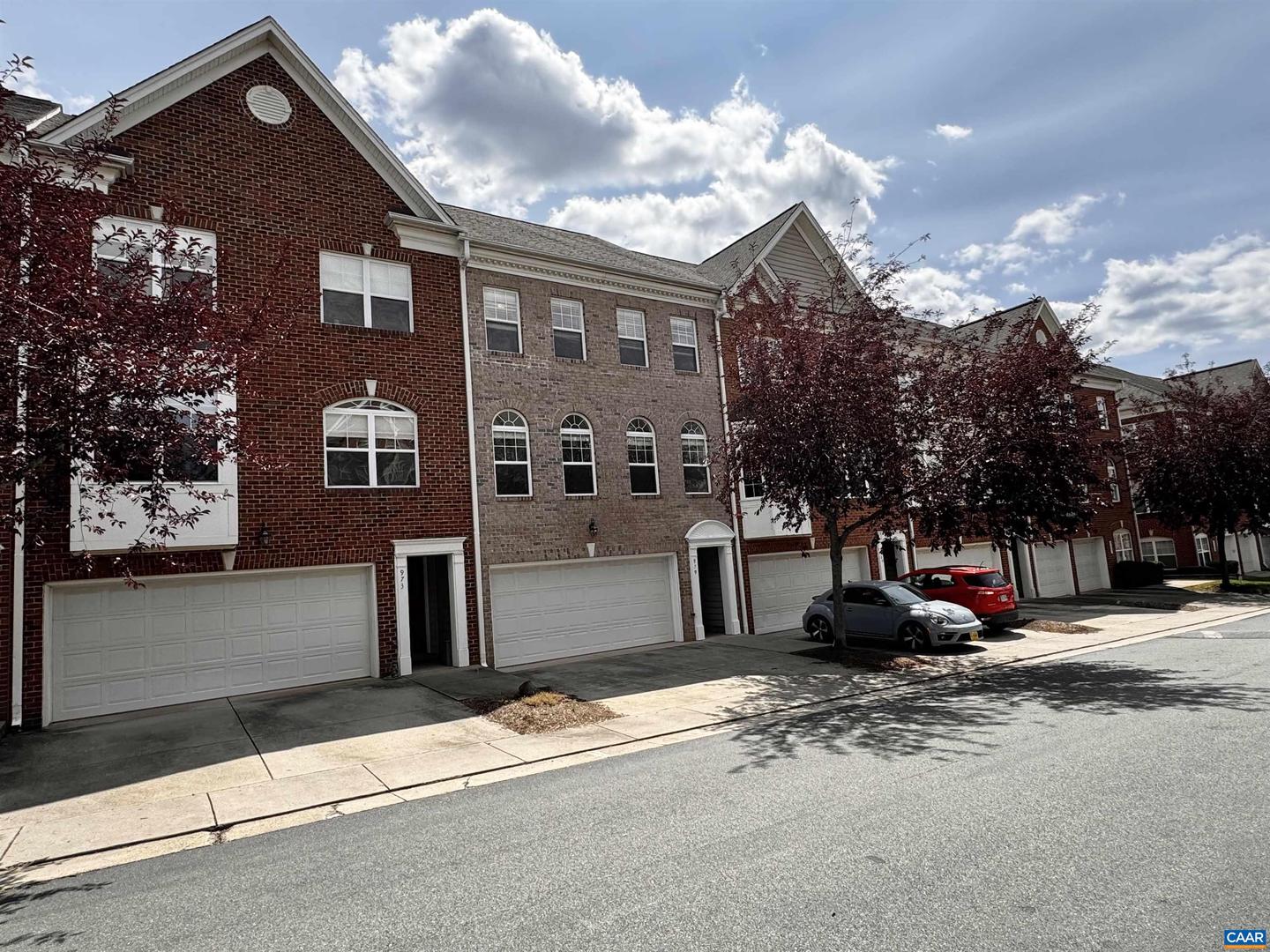 Photo 41 of 48 of 979 Glenwood Station Ln townhome