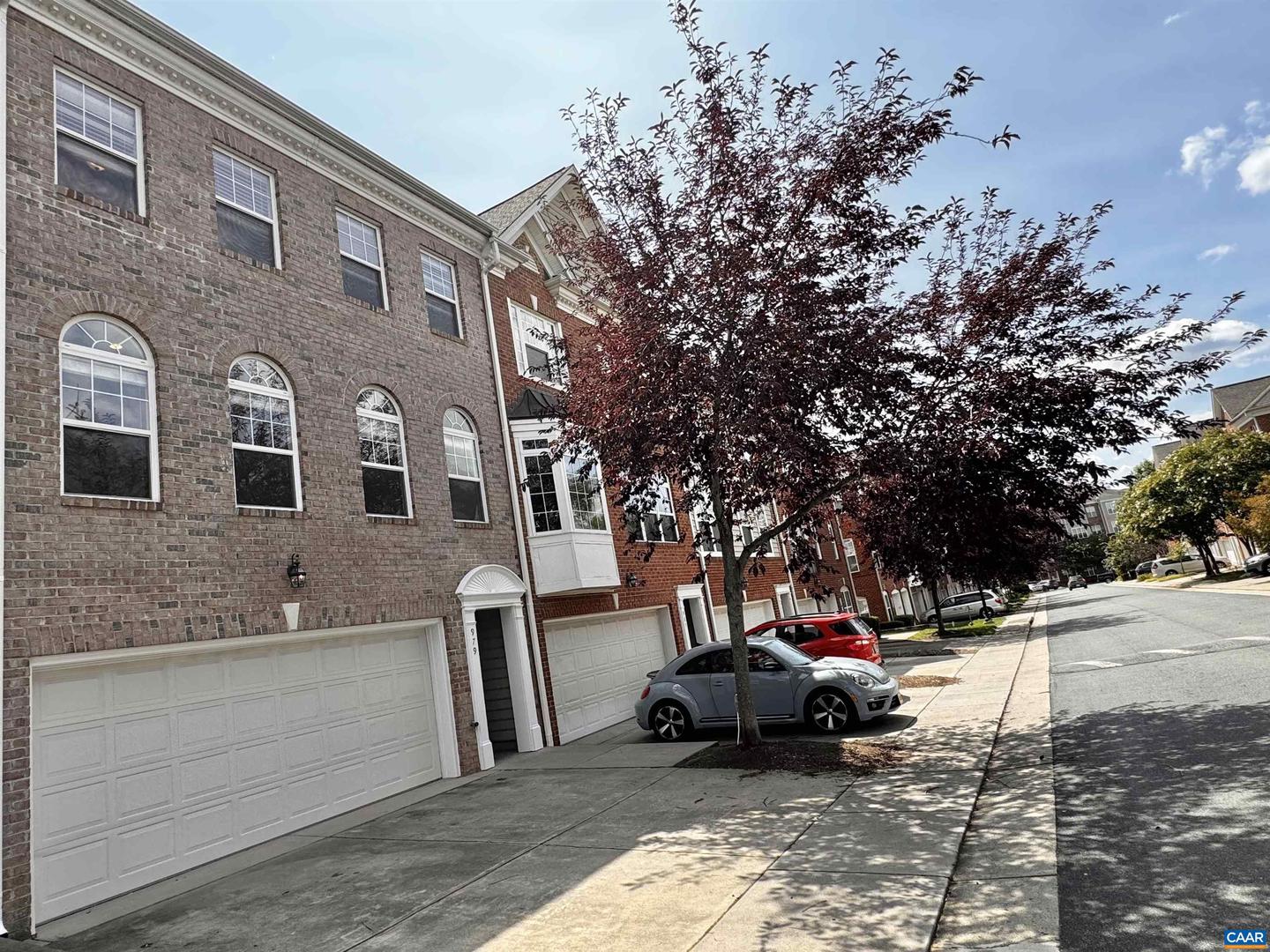 Photo 42 of 48 of 979 Glenwood Station Ln townhome