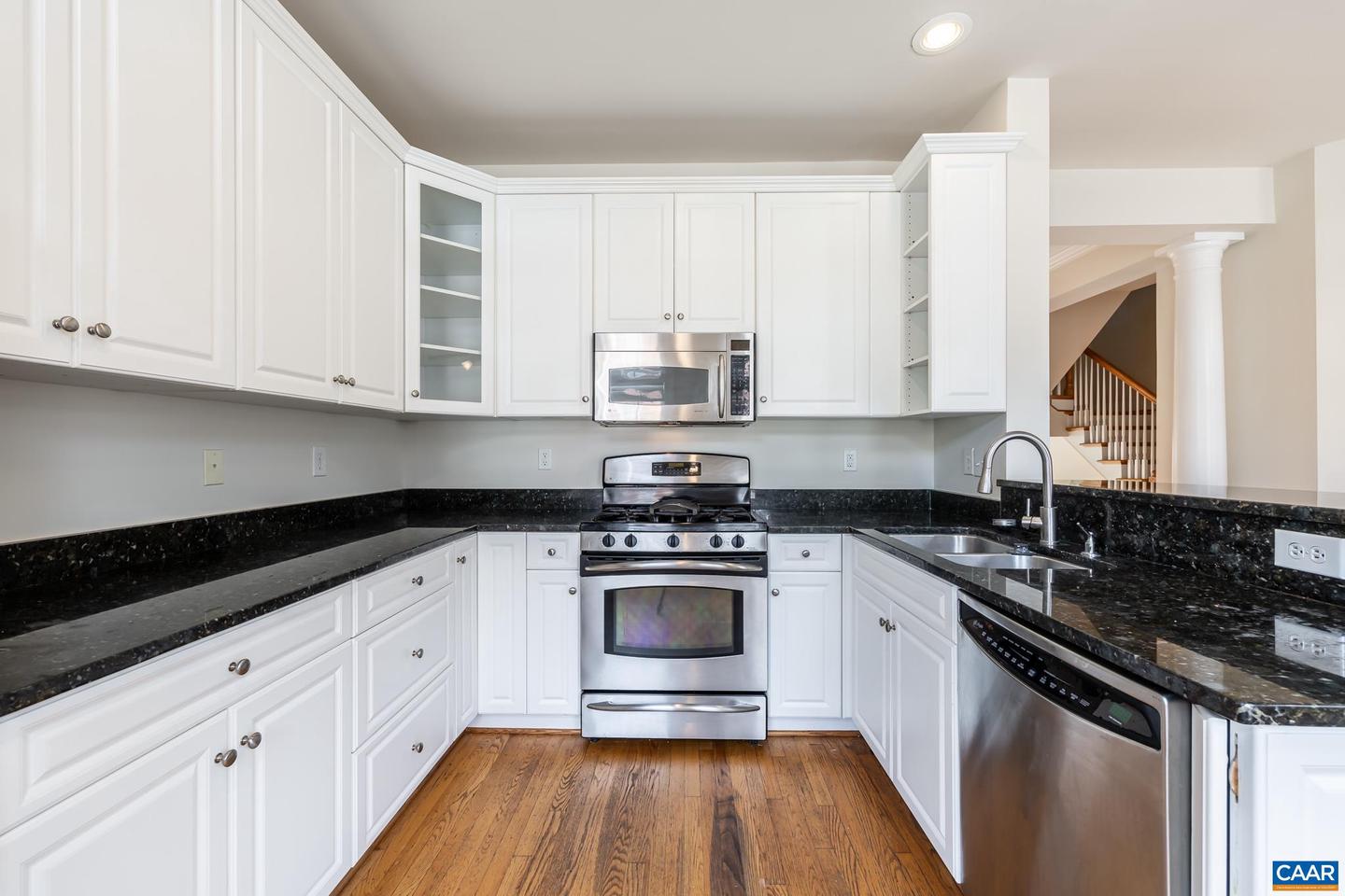 Photo 6 of 48 of 979 Glenwood Station Ln townhome