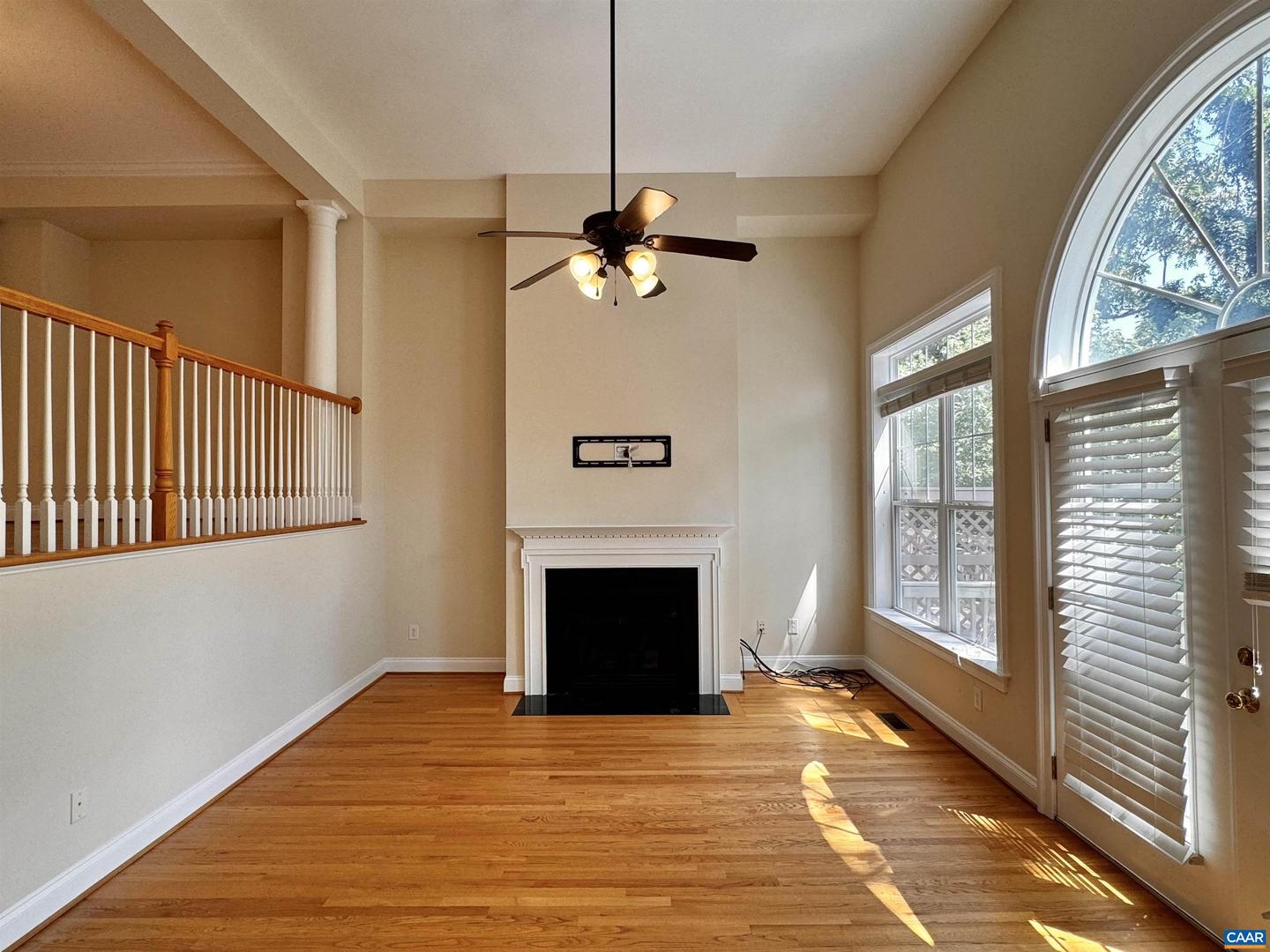 Photo 9 of 48 of 979 Glenwood Station Ln townhome