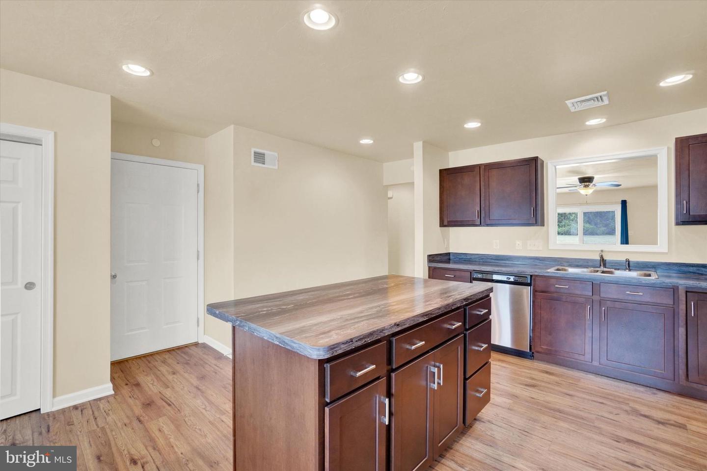 Photo 6 of 19 of 4809 Orchid Way #44 townhome