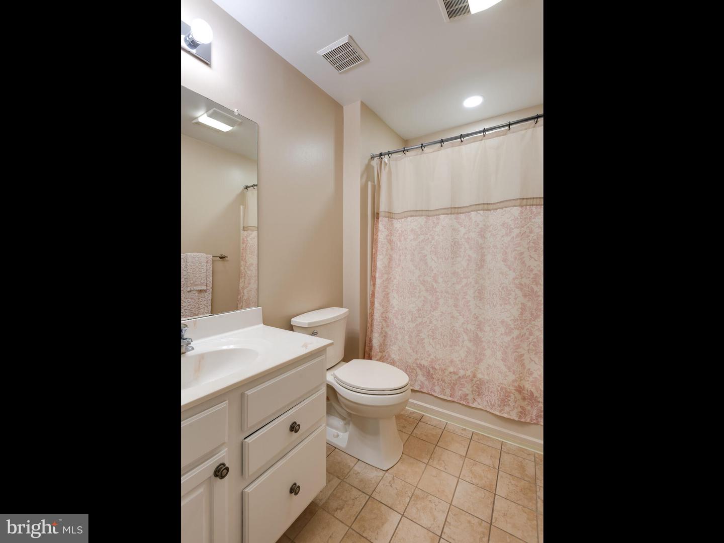 Photo 35 of 43 of 103 Whiteland Hills Cir multi-family property
