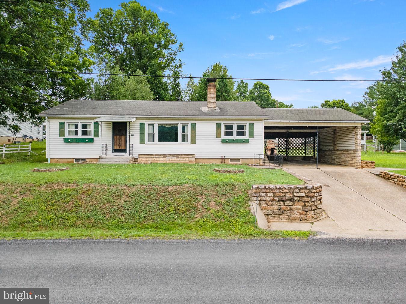 304 Water Street, Edinburg, VA, 22824