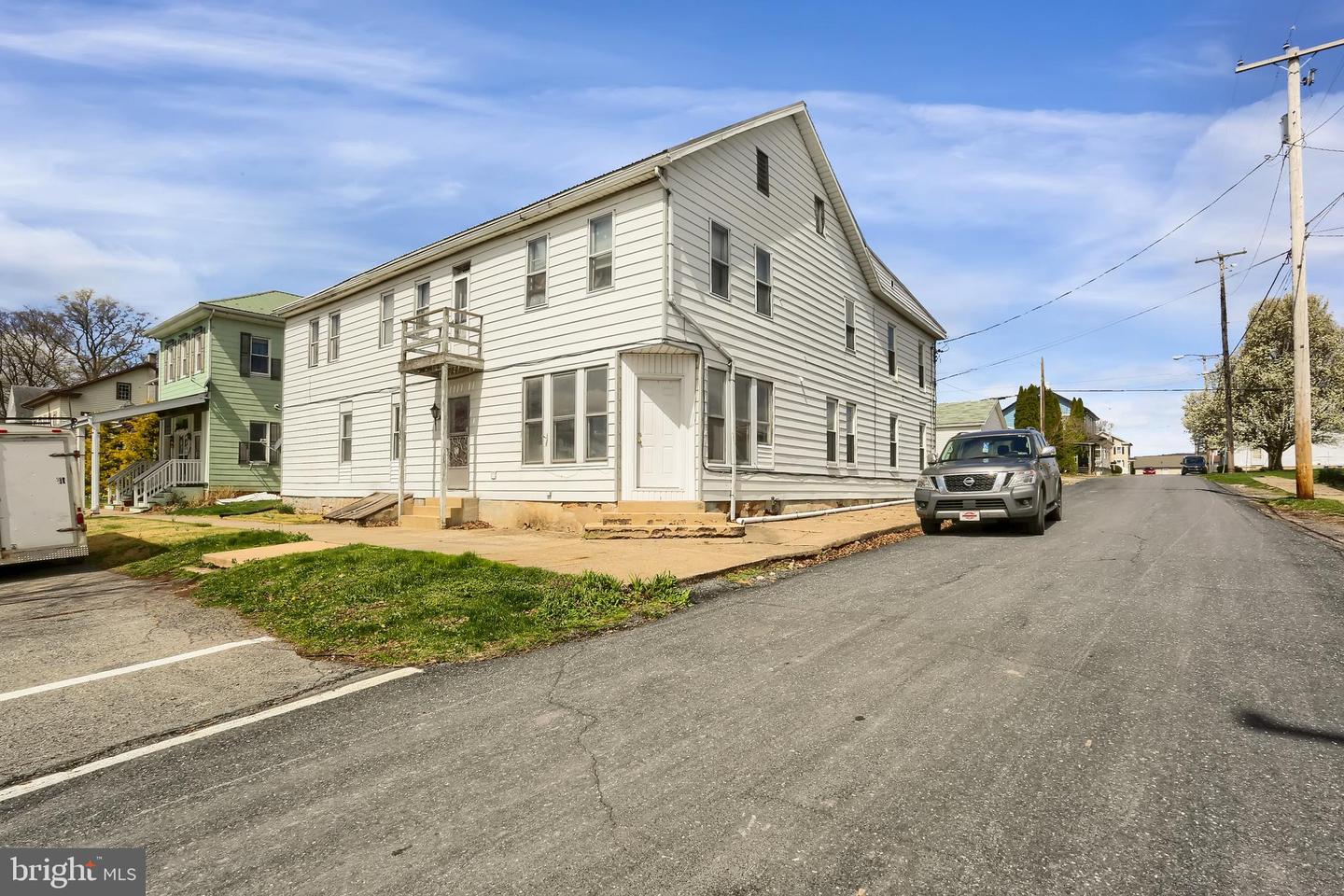 Listing image 1