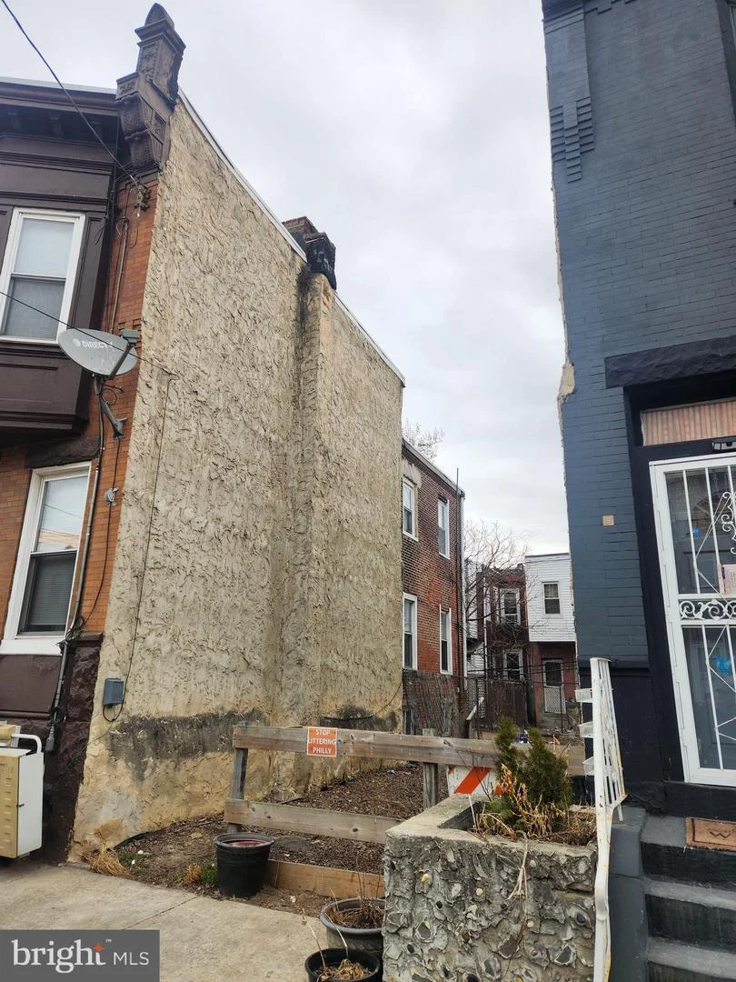 2439 N 33rd Street