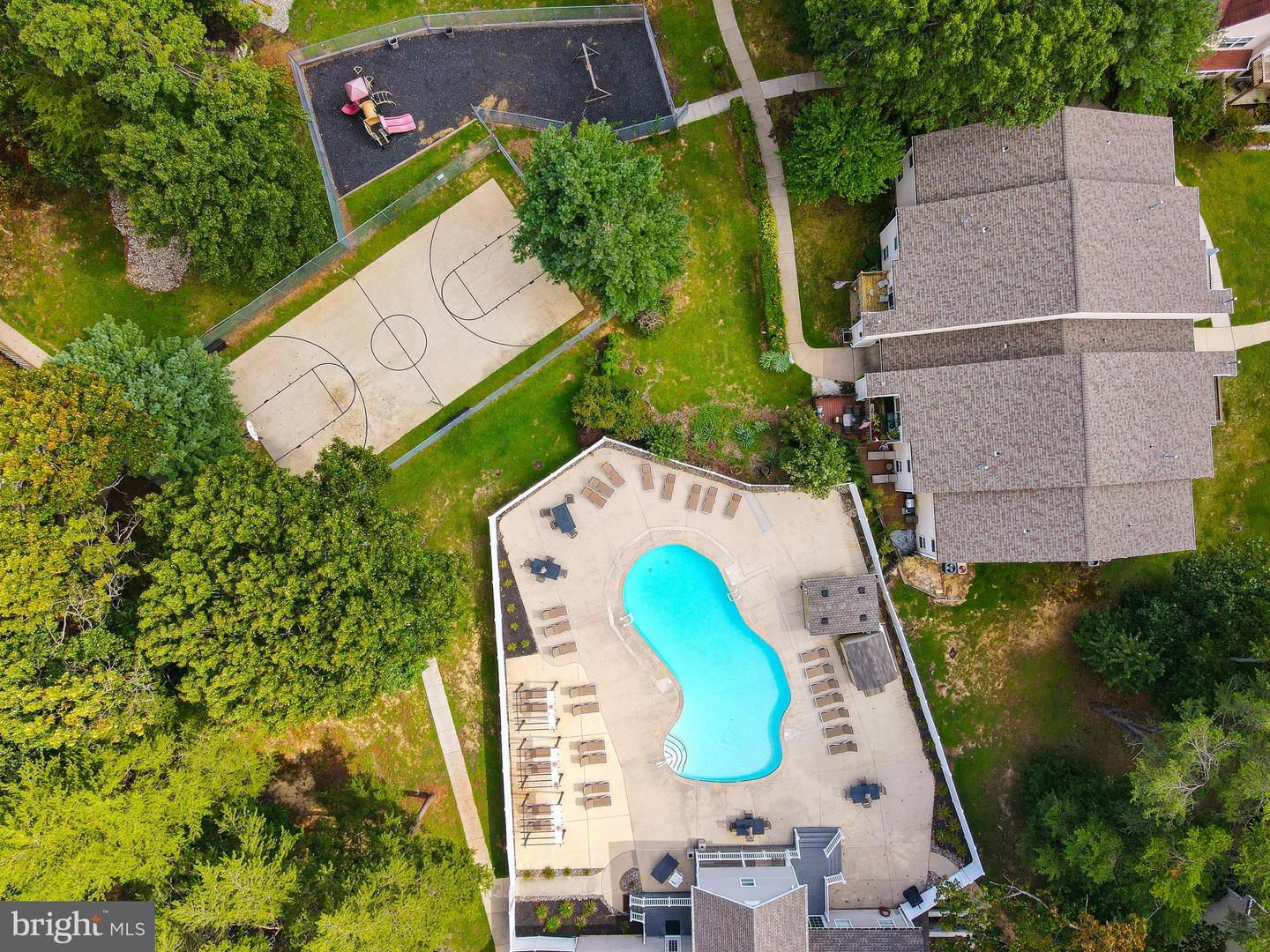 Photo 28 of 31 of 736 Quest Ct townhome