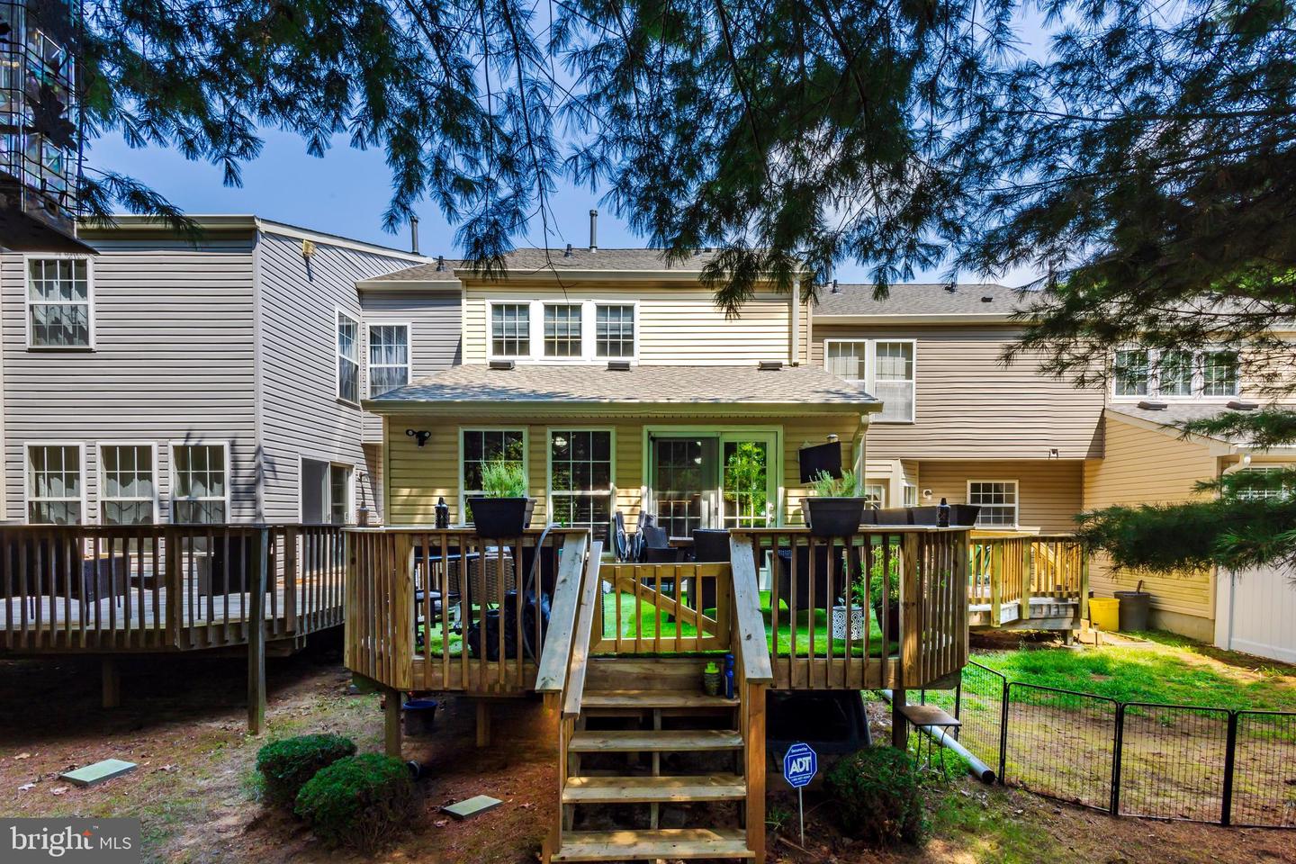 Photo 5 of 31 of 736 Quest Ct townhome