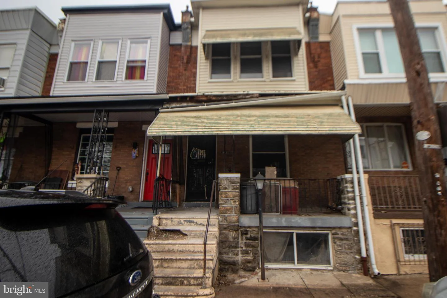 1942 N Hollywood Street