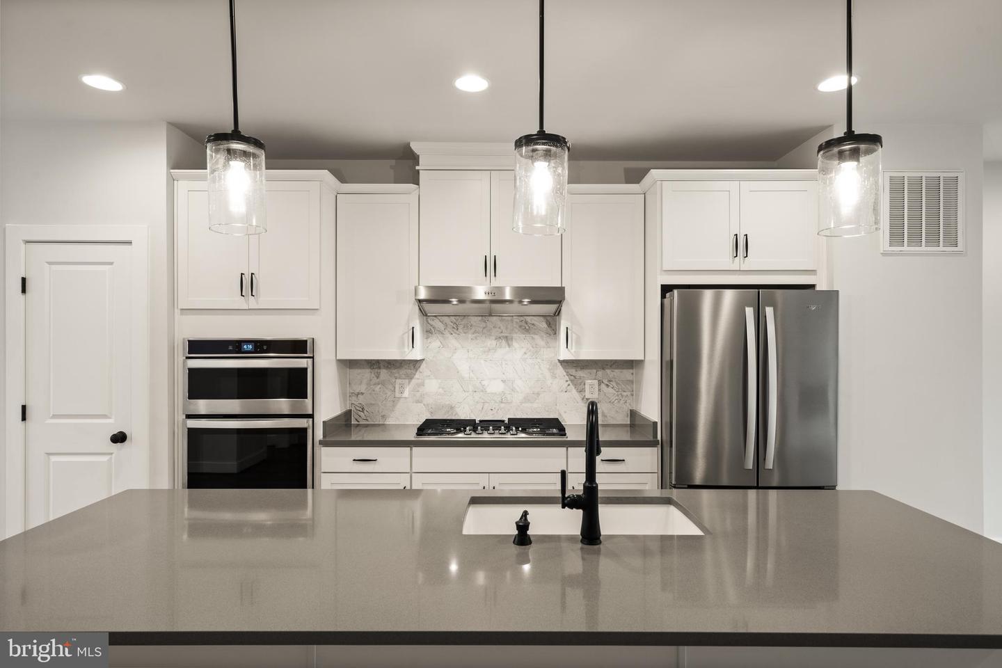 Photo 18 of 67 of 42388 Zenith Ter townhome
