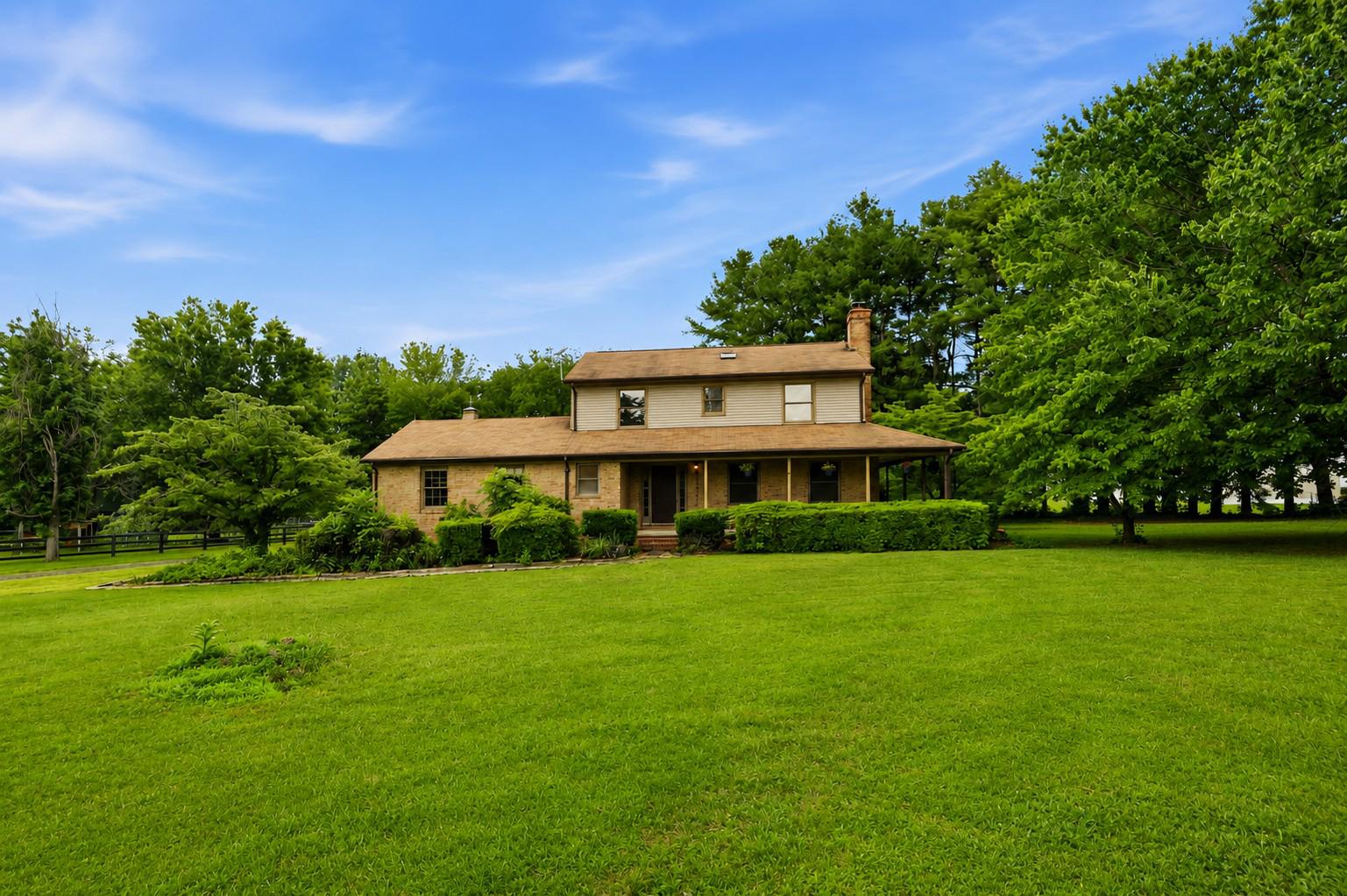 10414 Skyline Avenue, Midland, VA, 22728
