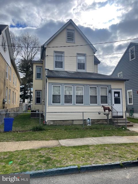 Single Family Residence in Gloucester City NJ 714 Hunter STREET.jpg