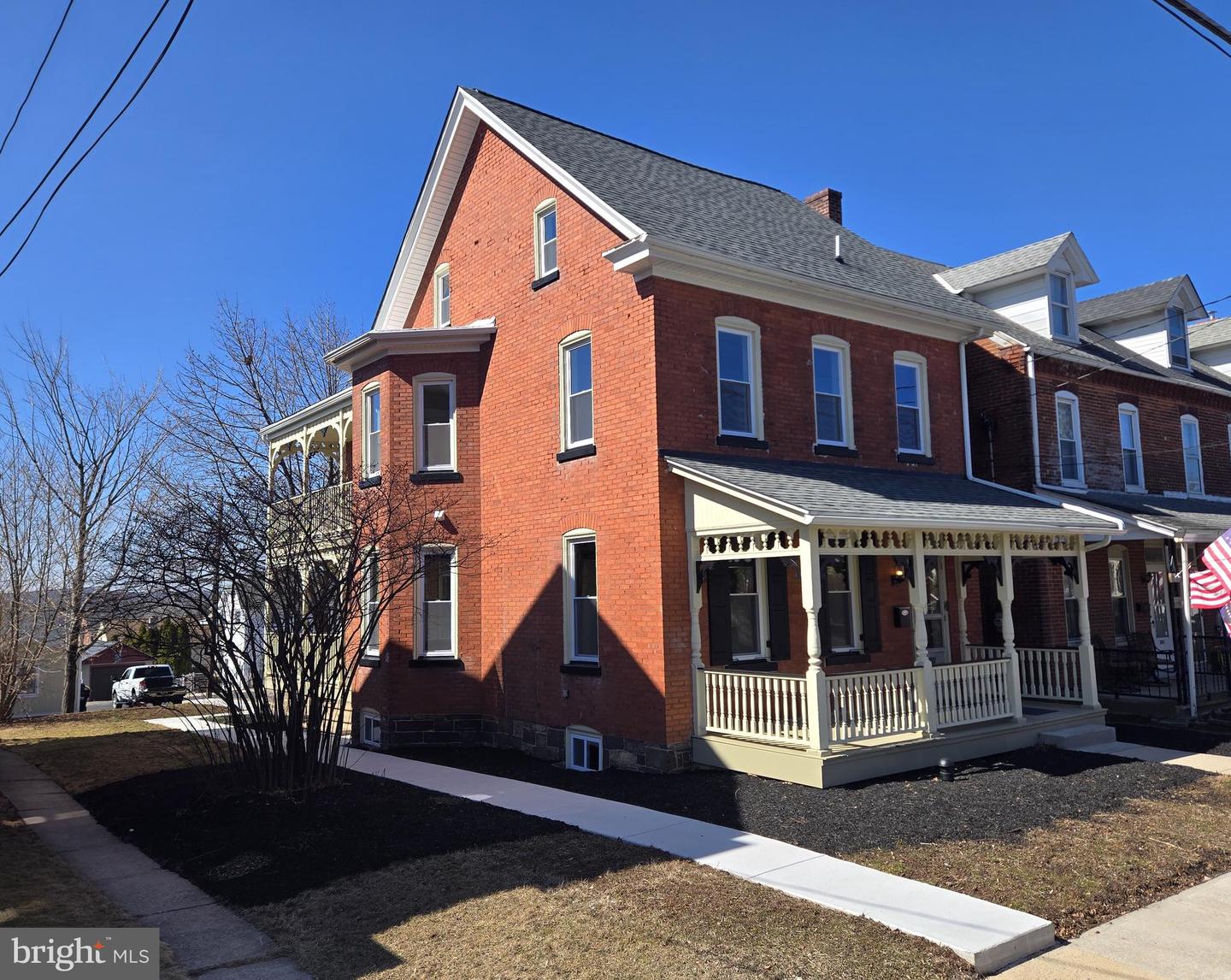 Listing image 1