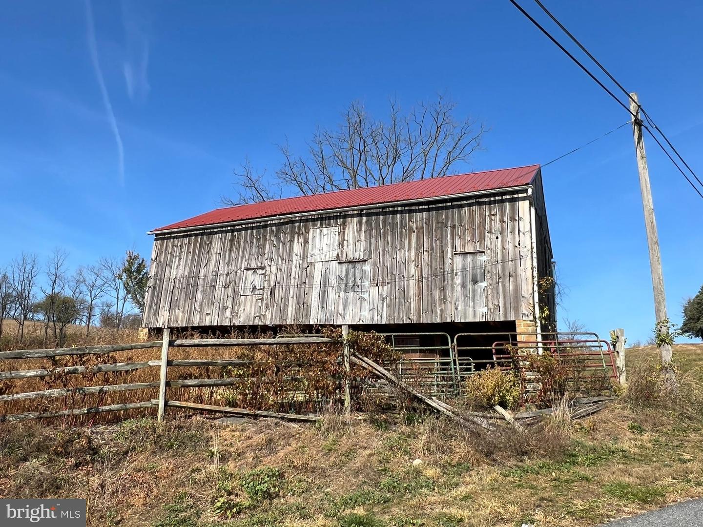 720 Indian Trail Road, Mohrsville, Pennsylvania image 9