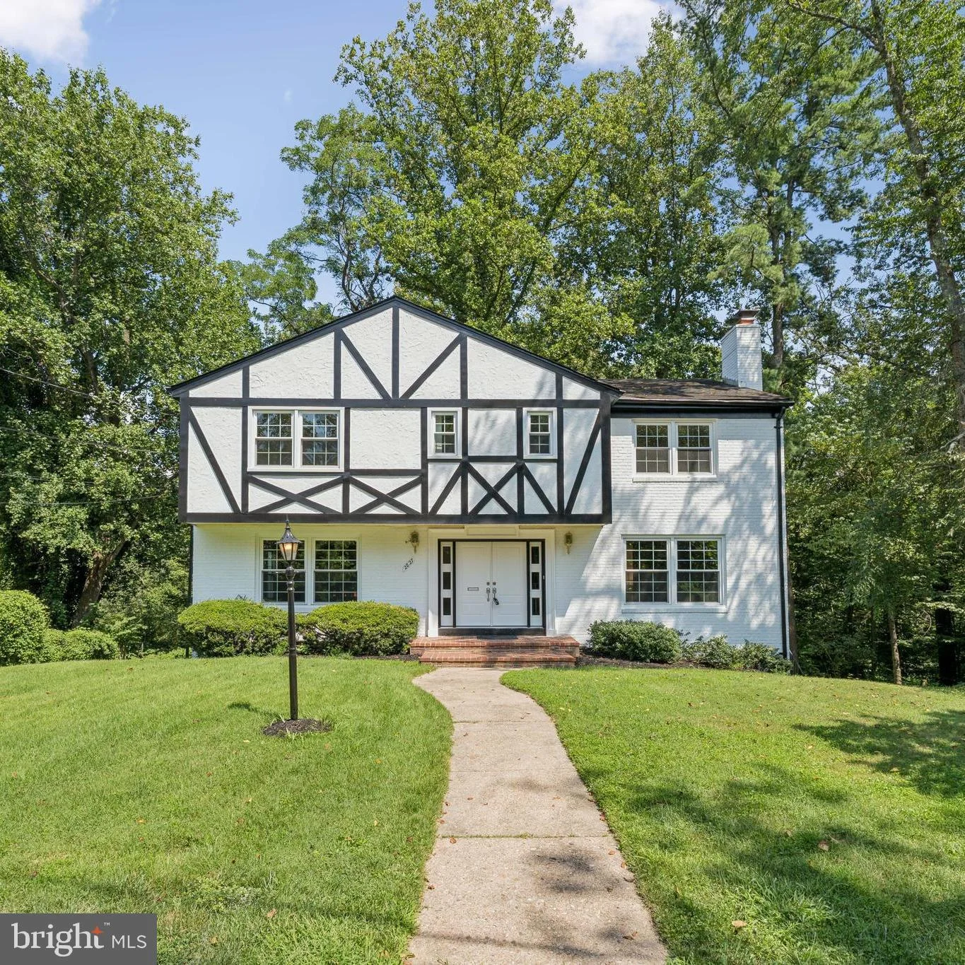 2827 Ellicott Street NW