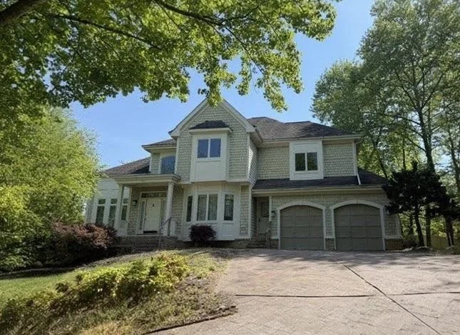 371 Carriage Park Way