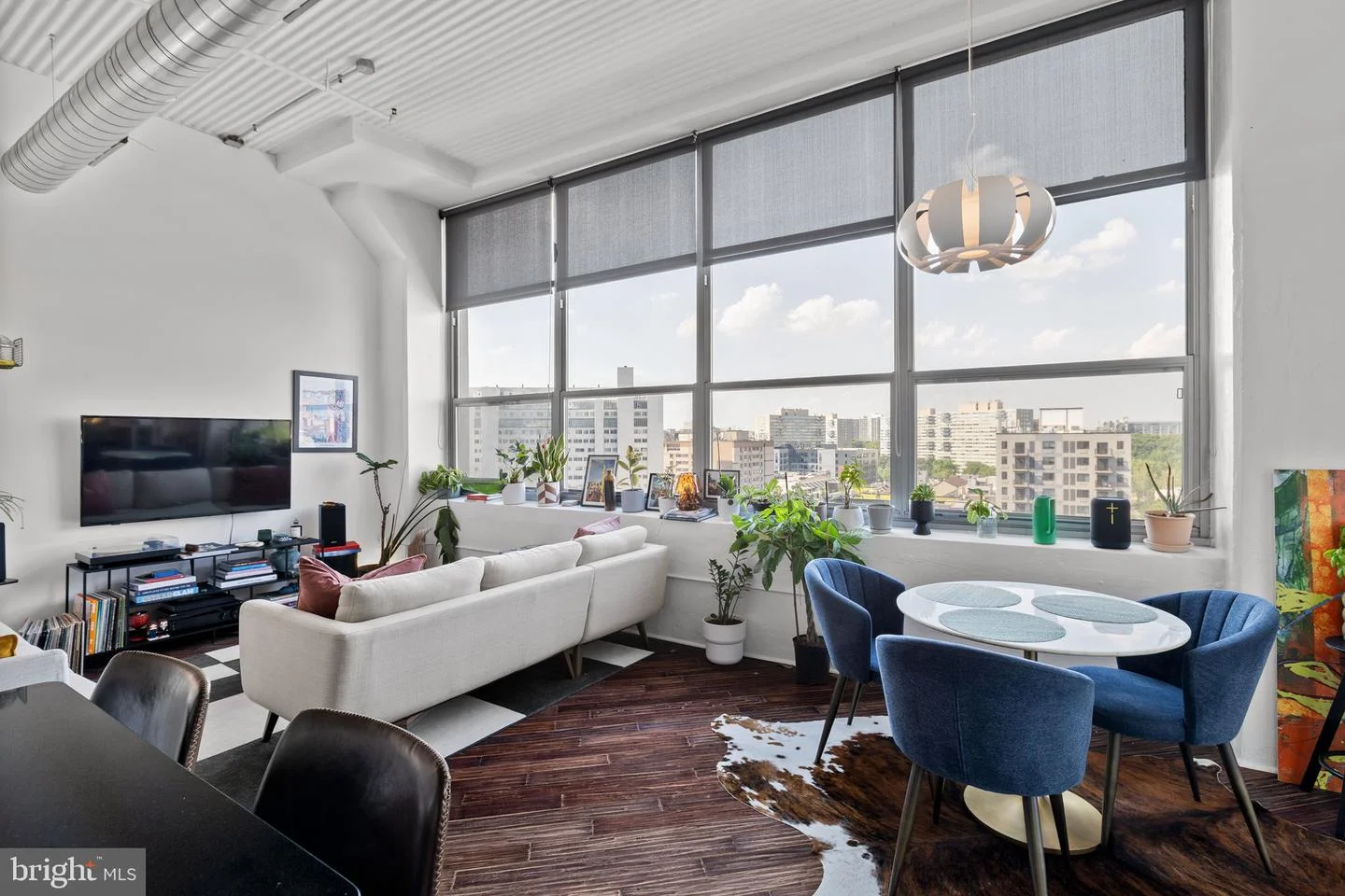 2200 Arch Street Unit 804