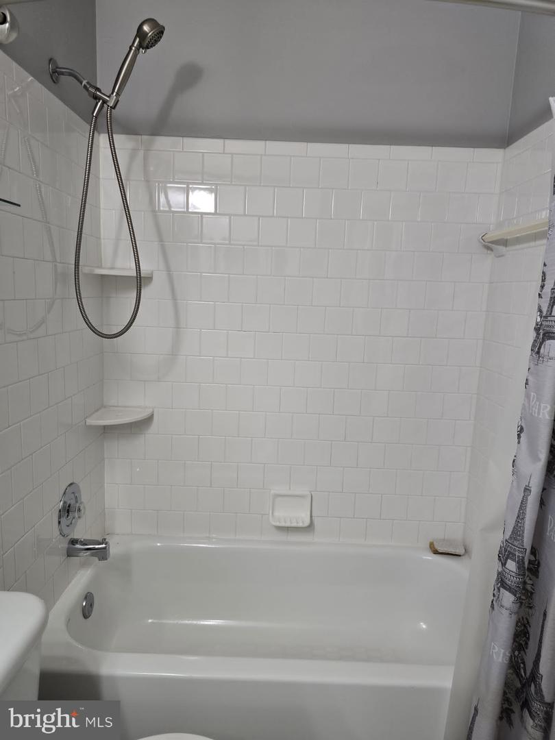 Photo 9 of 9 of 5211 Stoney Meadows Dr townhome
