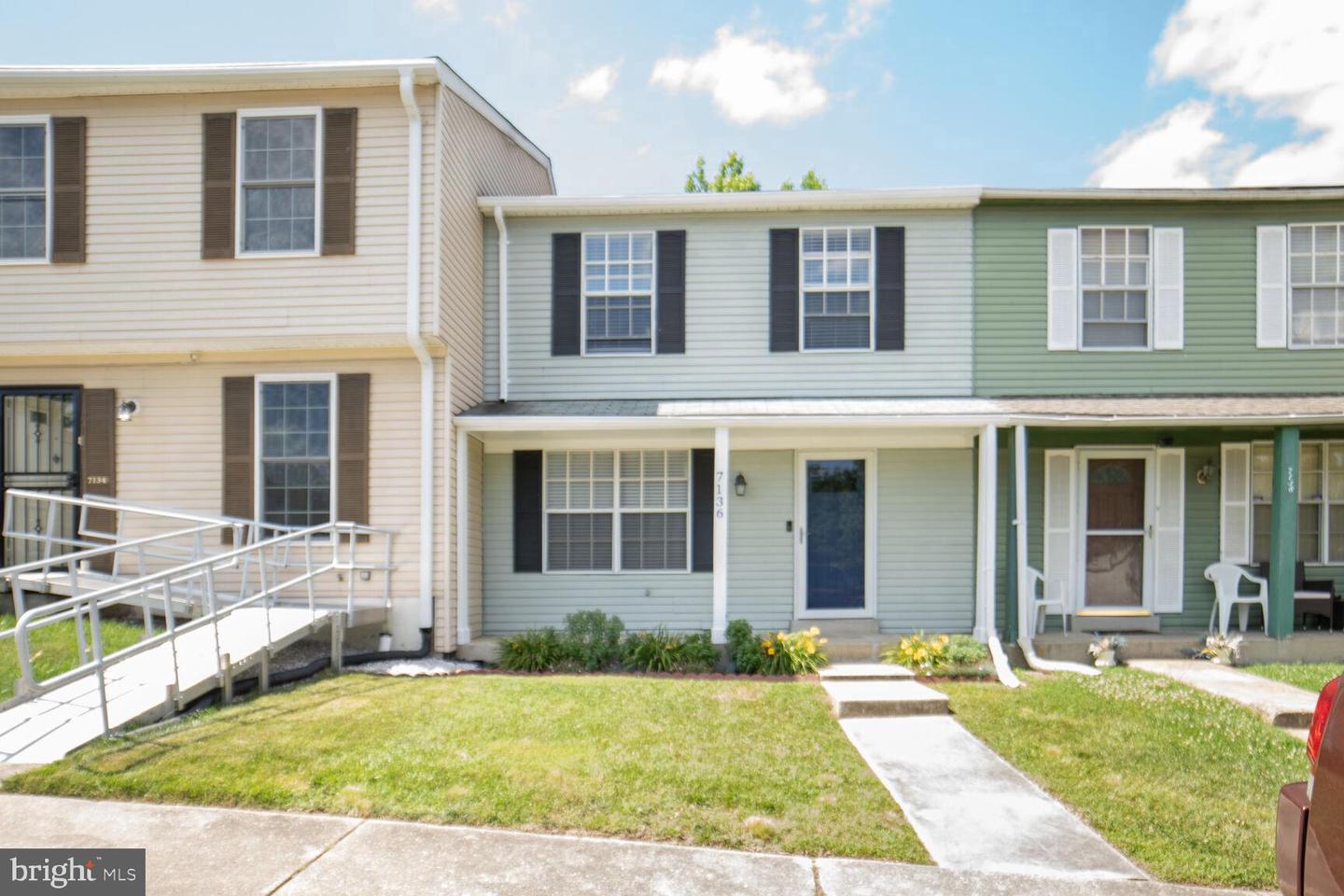 View District Heights, MD 20747 townhome