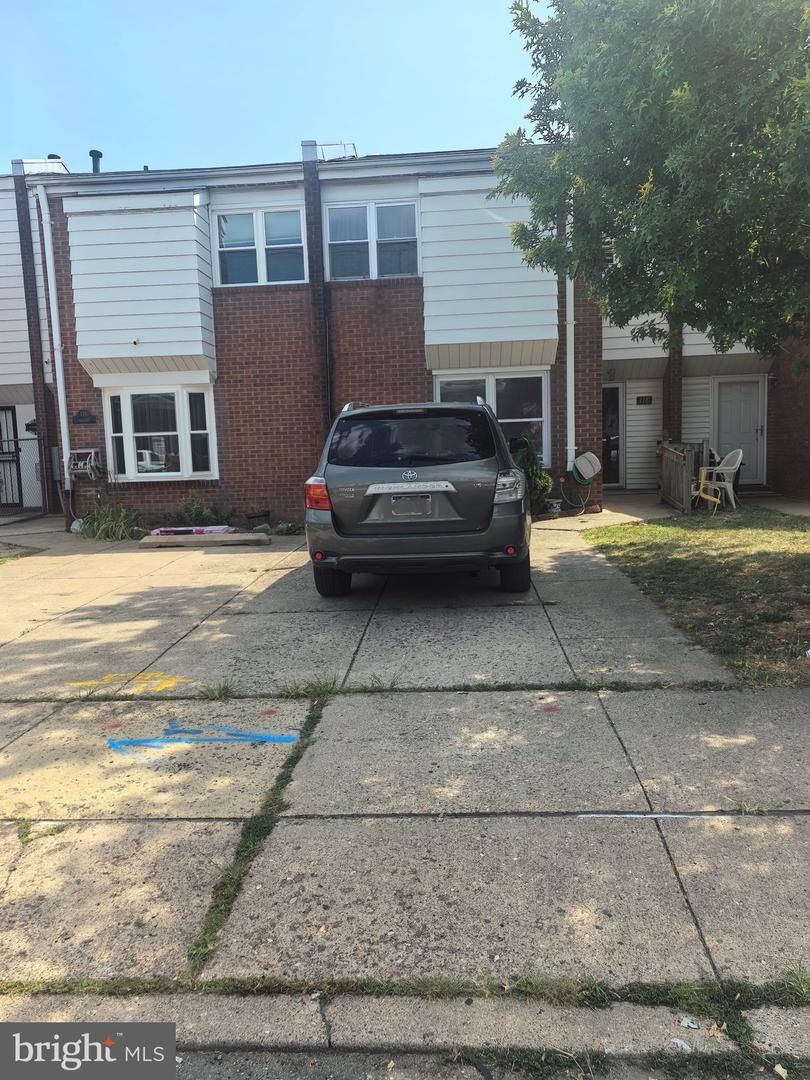 View Philadelphia, PA 19148 townhome