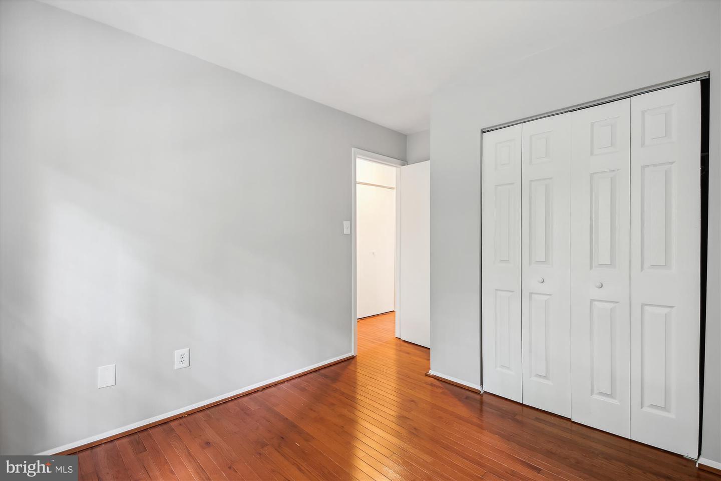 Photo 17 of 30 of 2433 Alsop Ct townhome