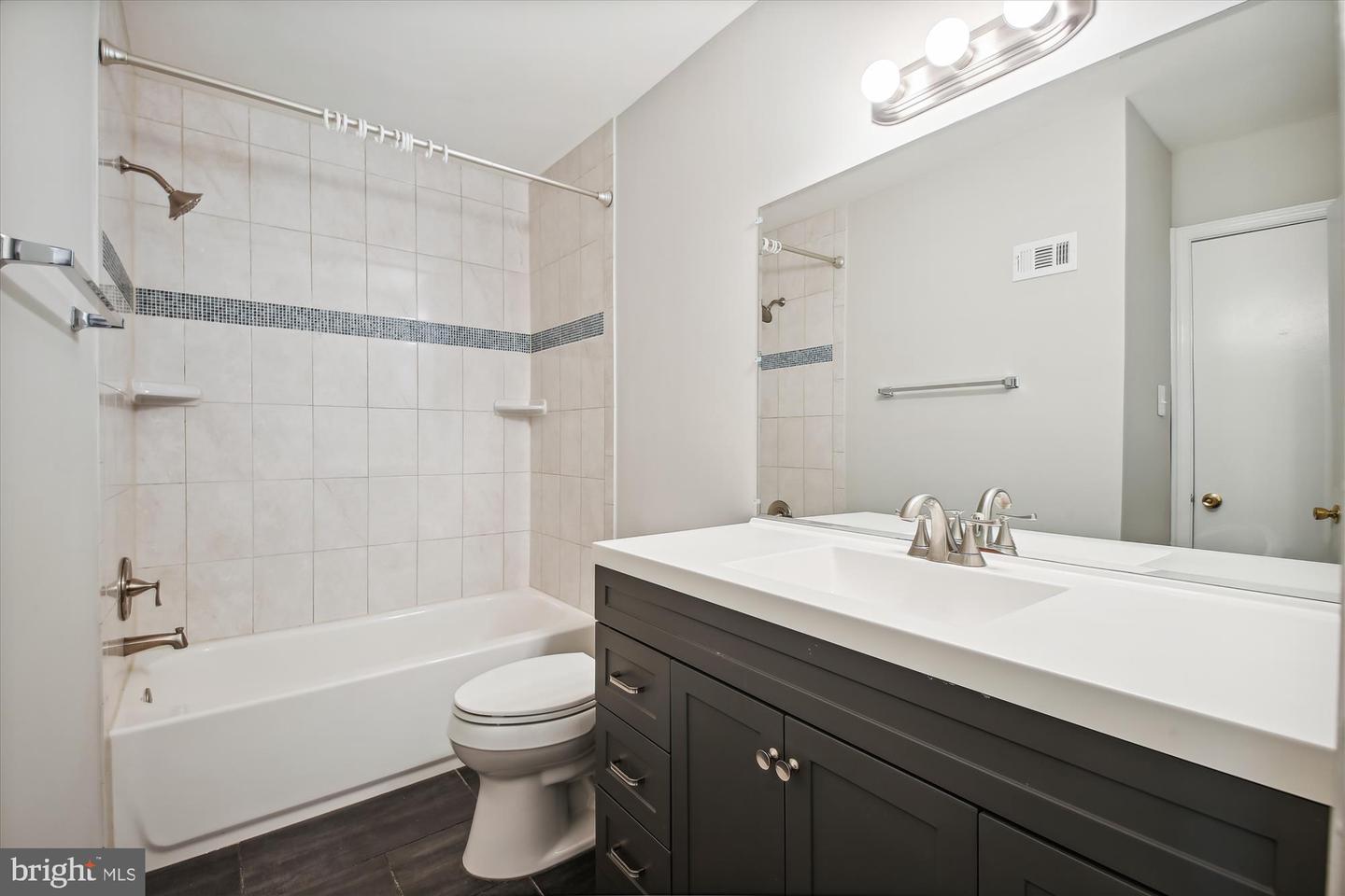 Photo 15 of 30 of 2433 Alsop Ct townhome