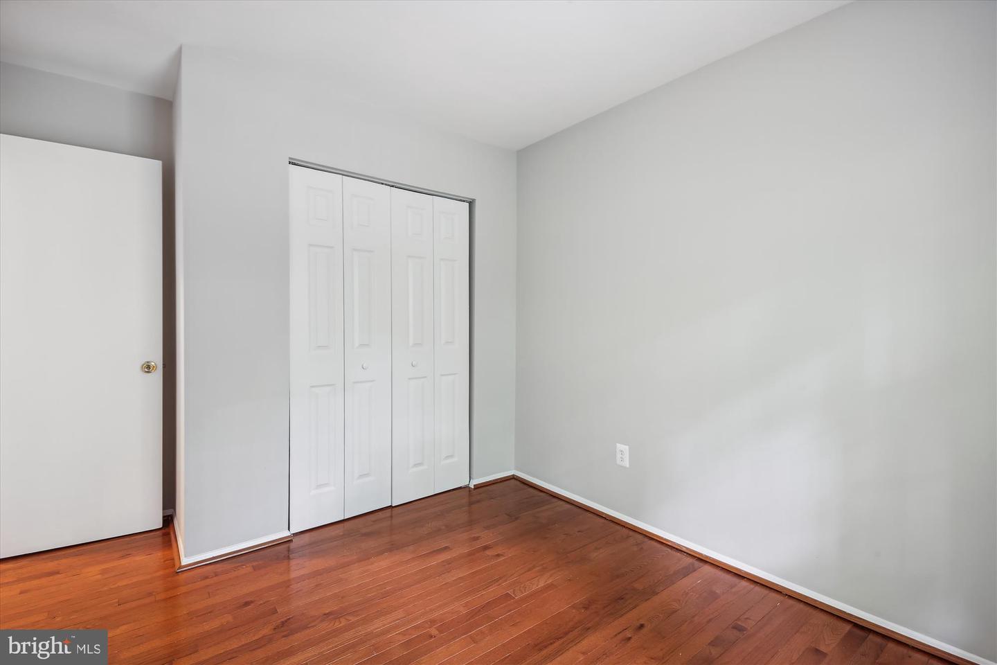 Photo 16 of 30 of 2433 Alsop Ct townhome