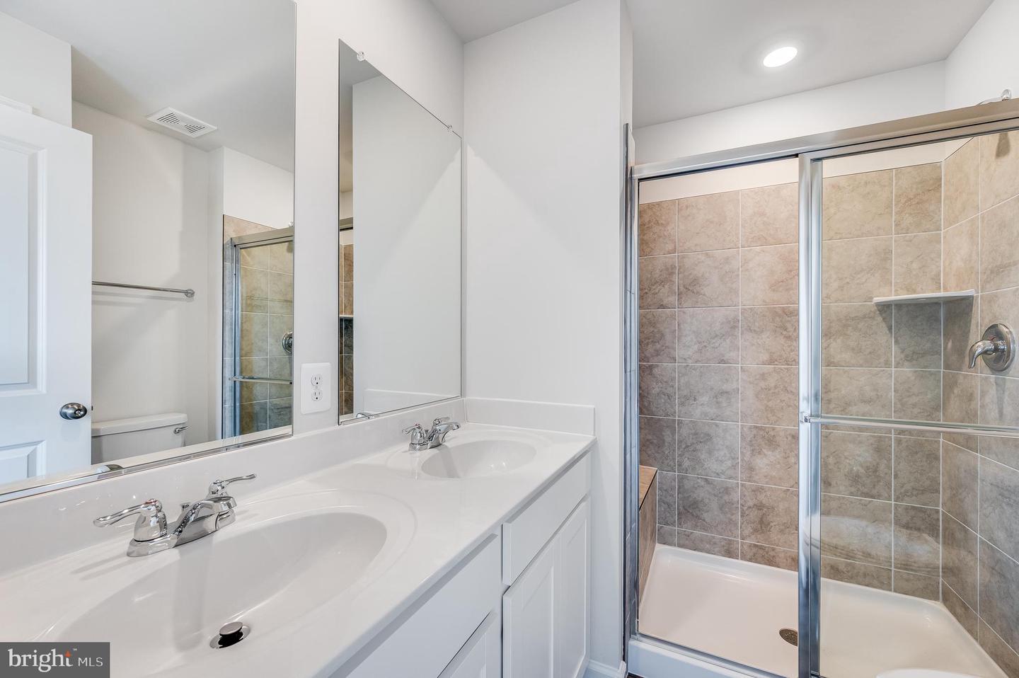 Photo 12 of 16 of 142 Cooperage Rd #Lot 169 Lancaster townhome