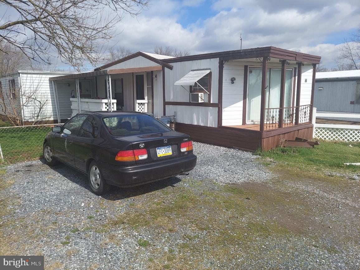Photo 3 of 17 of 1 Charles St mobile home