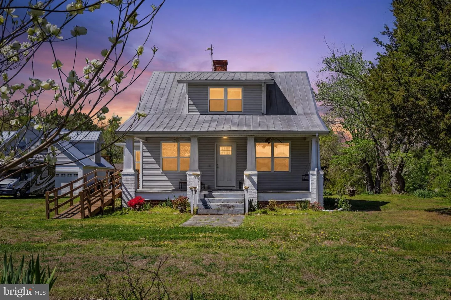 4809 Coles Point Road