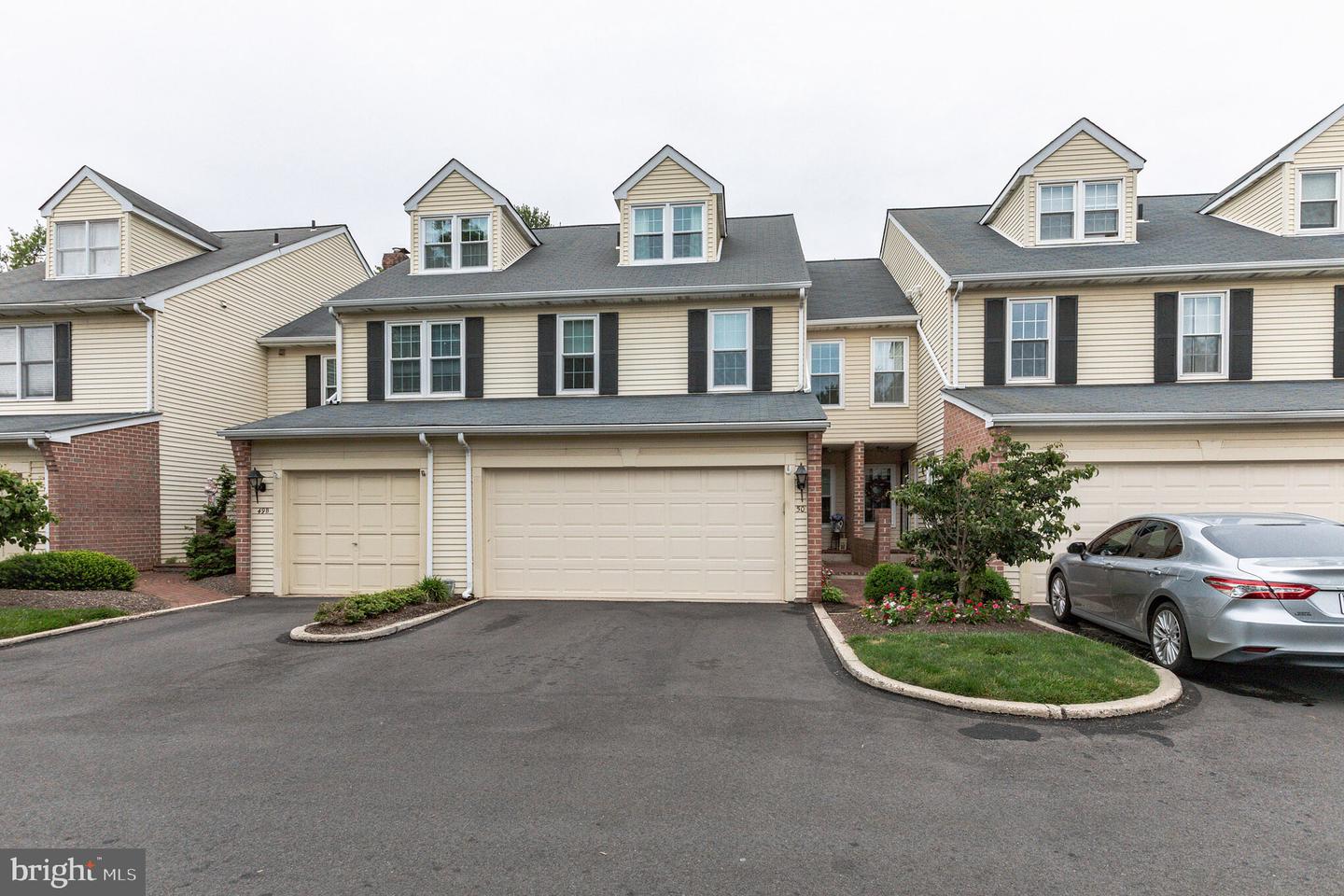 50 Sutphin Pnes