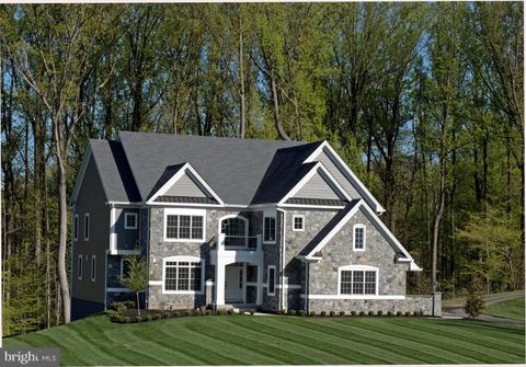 Single Family Residence in Newtown Square PA Bellflower Emilia Bellflower LANE.jpg