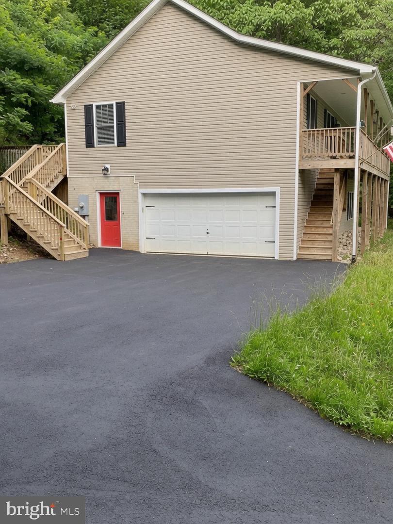 1157 Granny Smith Road, Linden, VA, 22642