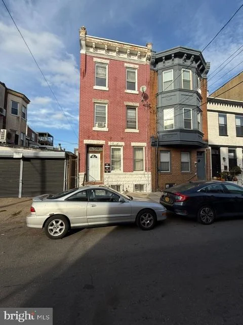 535 Dickinson Street