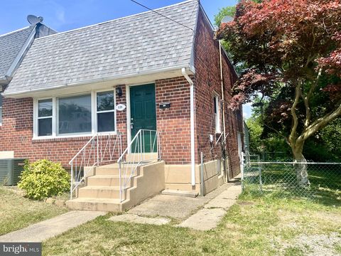 Duplex in Wilmington DE 125 Larch AVENUE.jpg