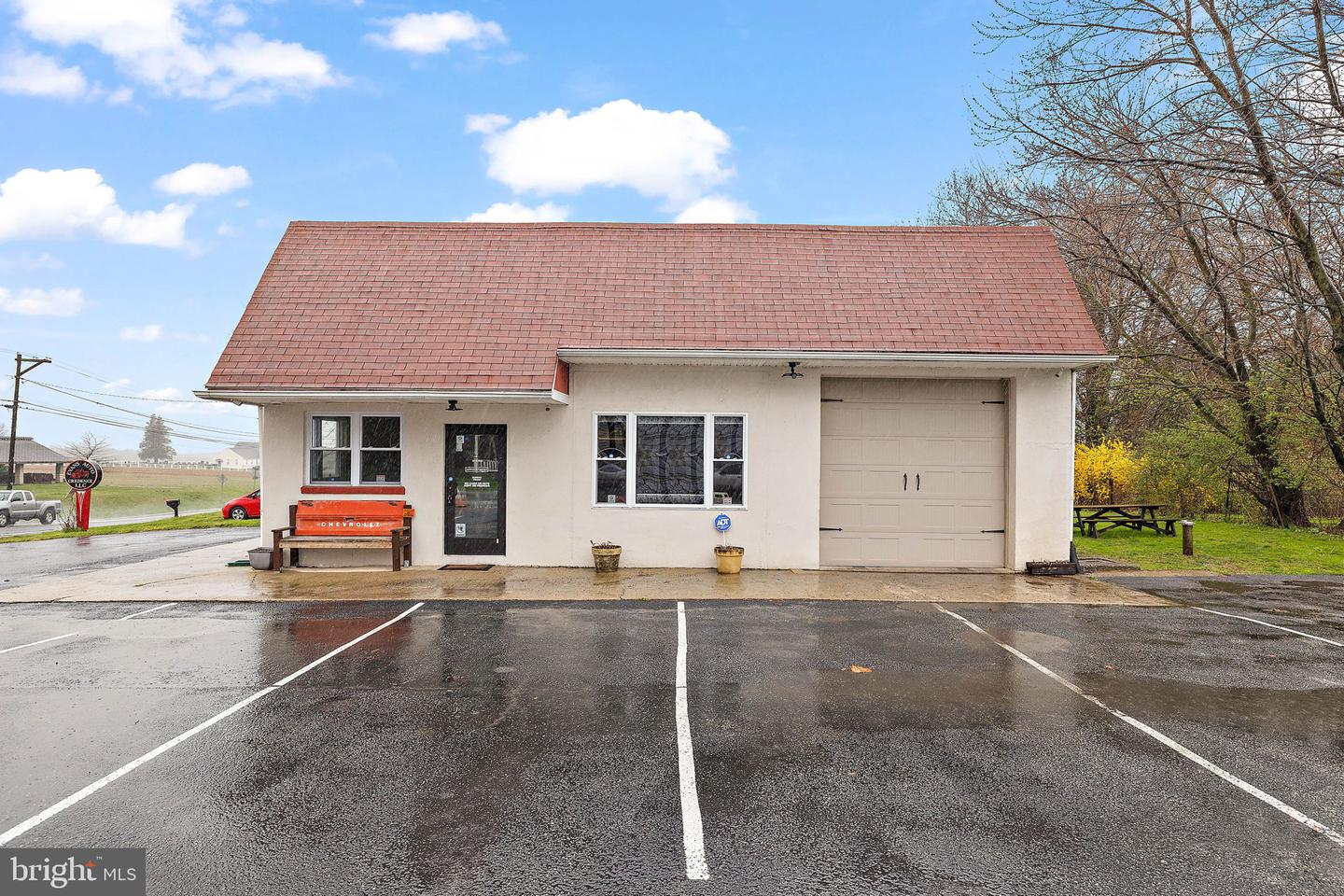 1100 Newark Rd