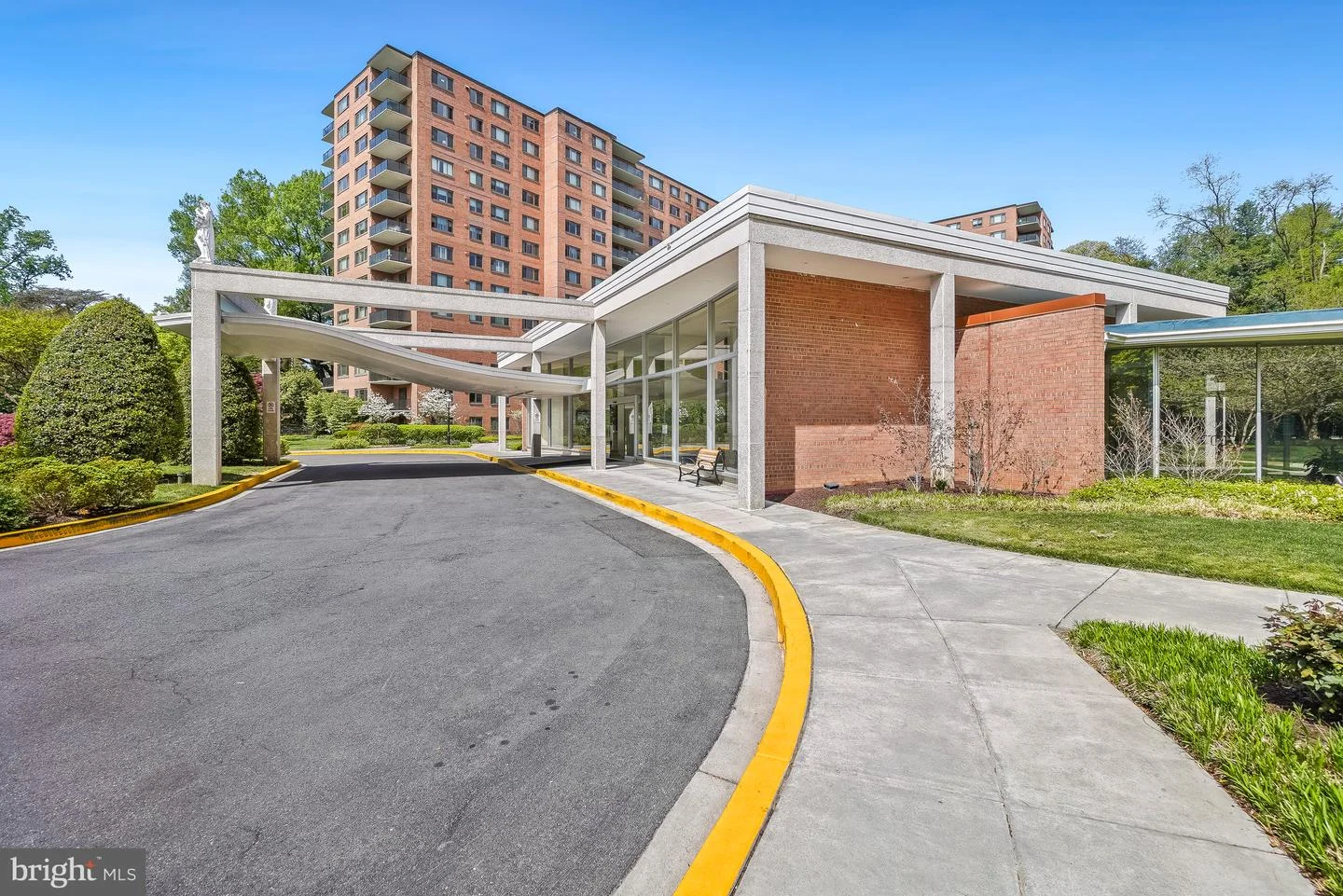 4201 Cathedral Avenue NW Unit 403E