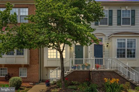 Townhouse in Bristow VA 10050 Moxleys Ford LANE.jpg