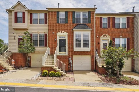 Townhouse in Germantown MD 13028 Rosebay DRIVE.jpg