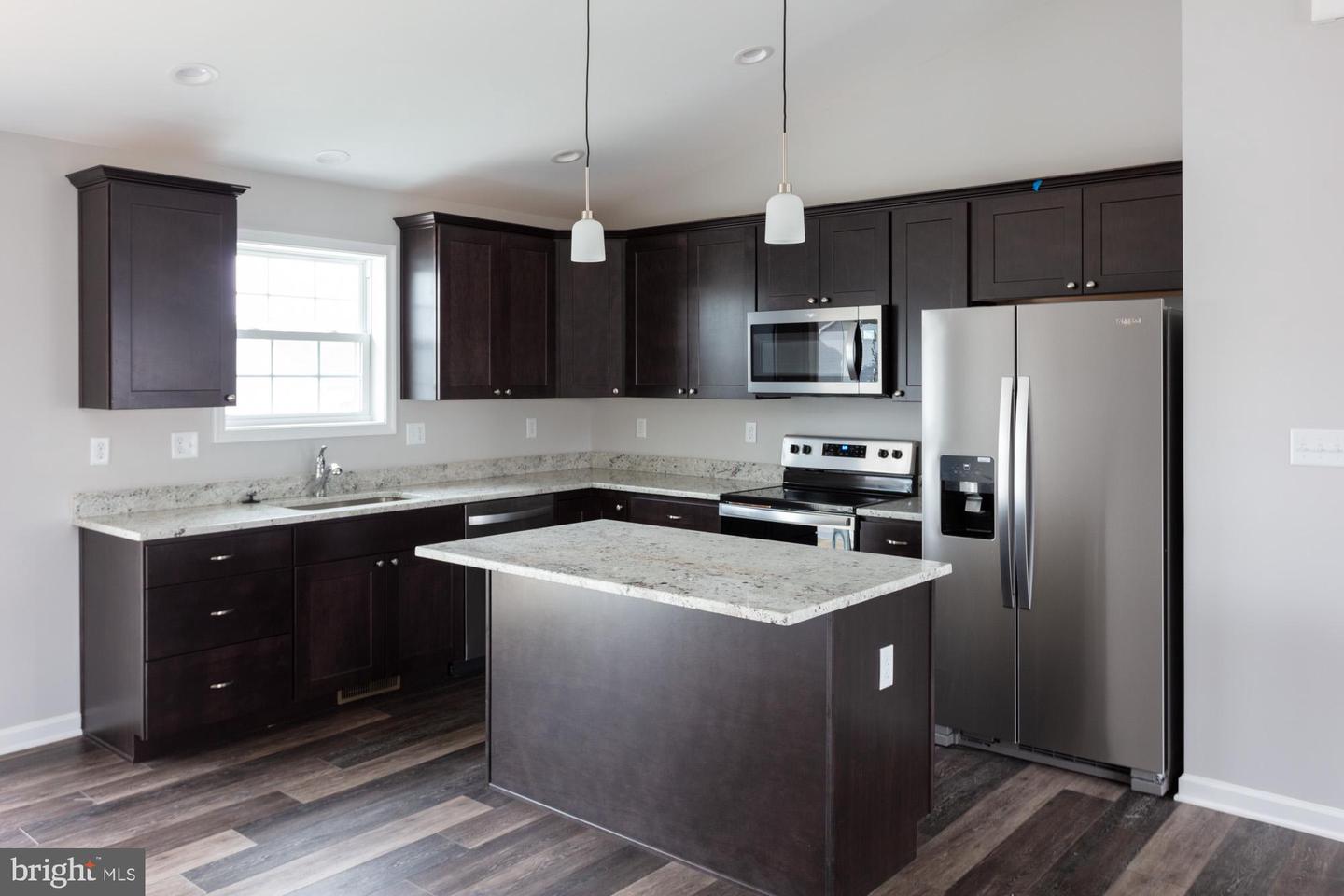 Photo 4 of 18 of 321 Equinox Way East house