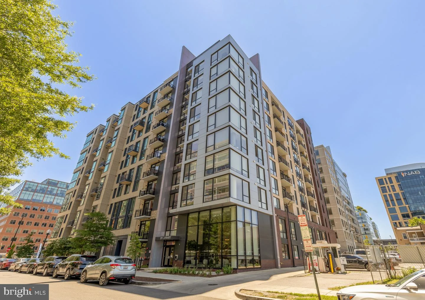 37 L Street SE Unit 301