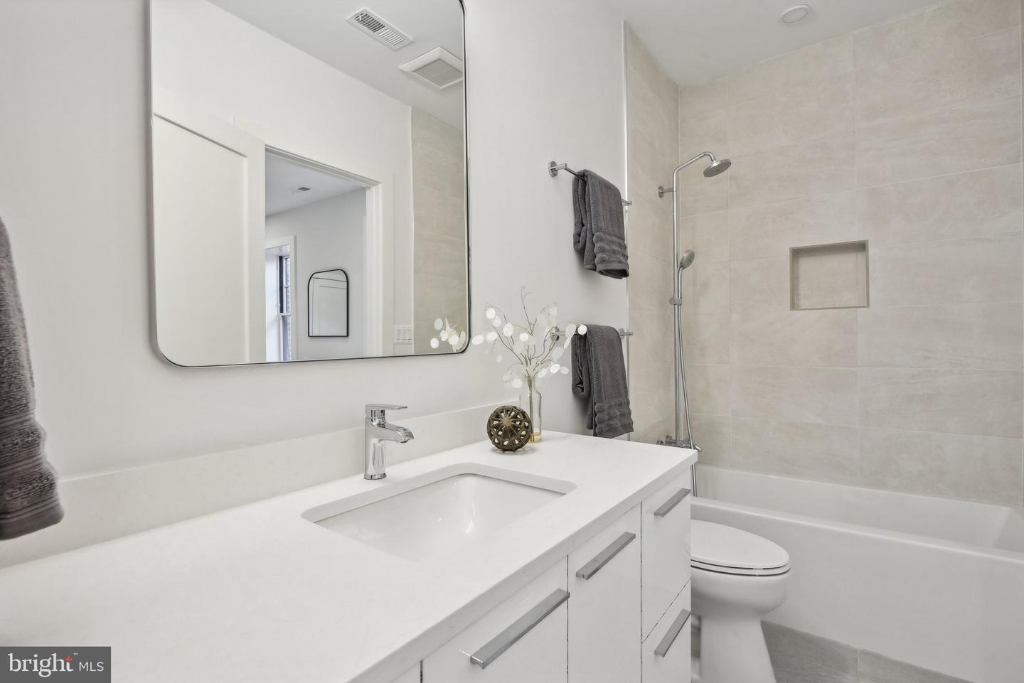 1748 Lanier Place #2, Washington, District of Columbia image 19