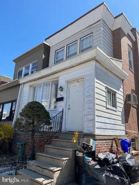 7015 Gillespie Street