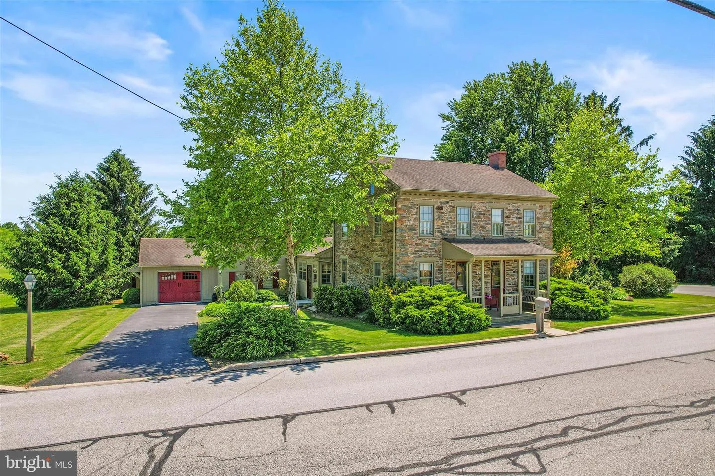 125 Hickory Lane