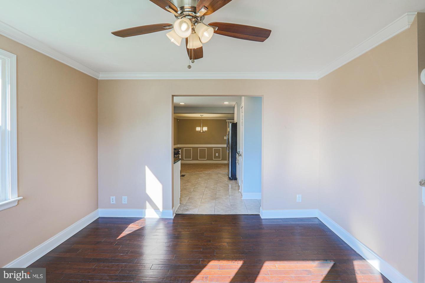 Photo 6 of 42 of 1225 Berk Ave house