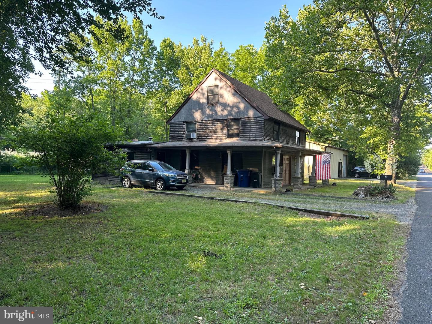 Photo 28 of 37 of 2 Old Red Lion Rd house