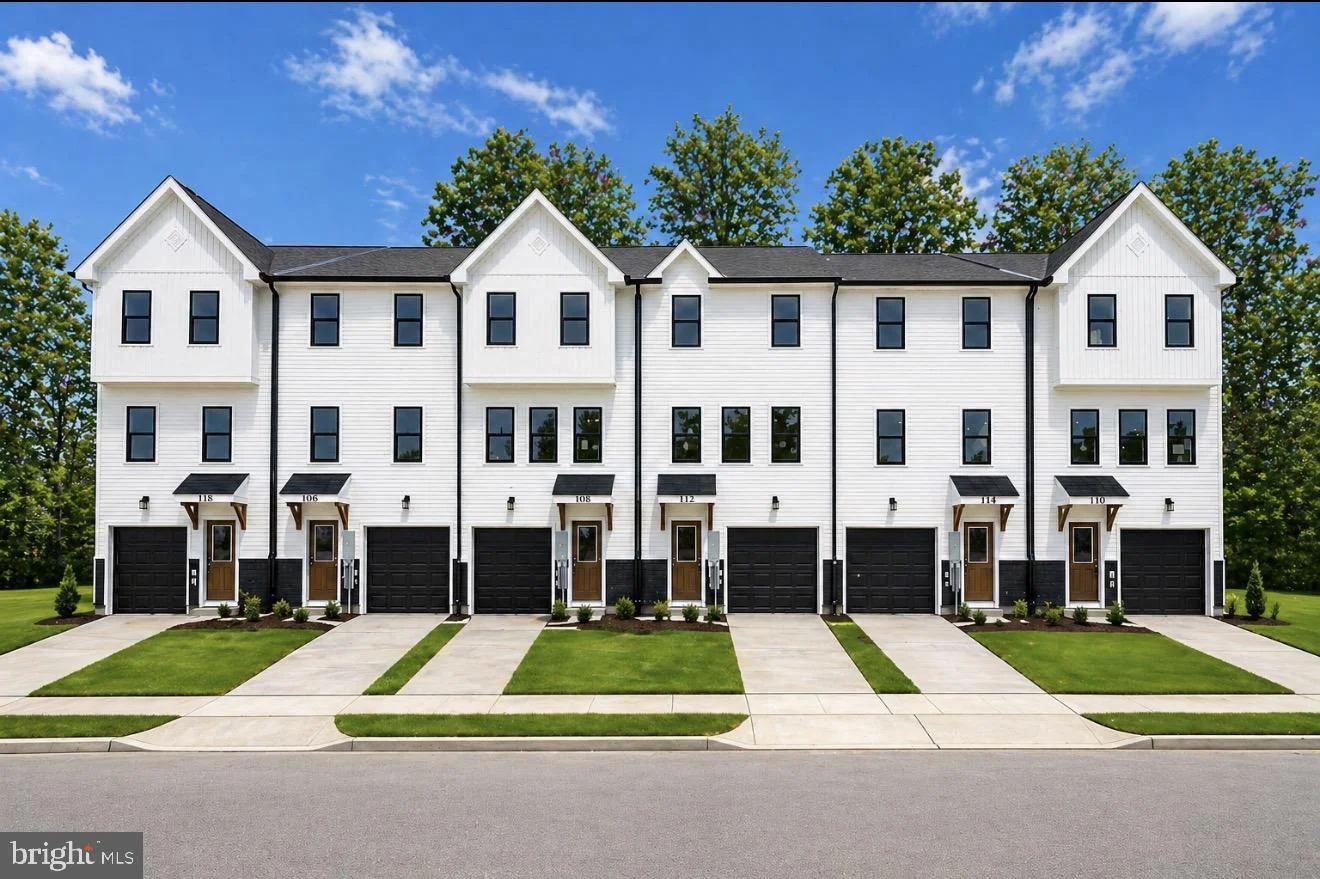 LOT 22 Nepal Court